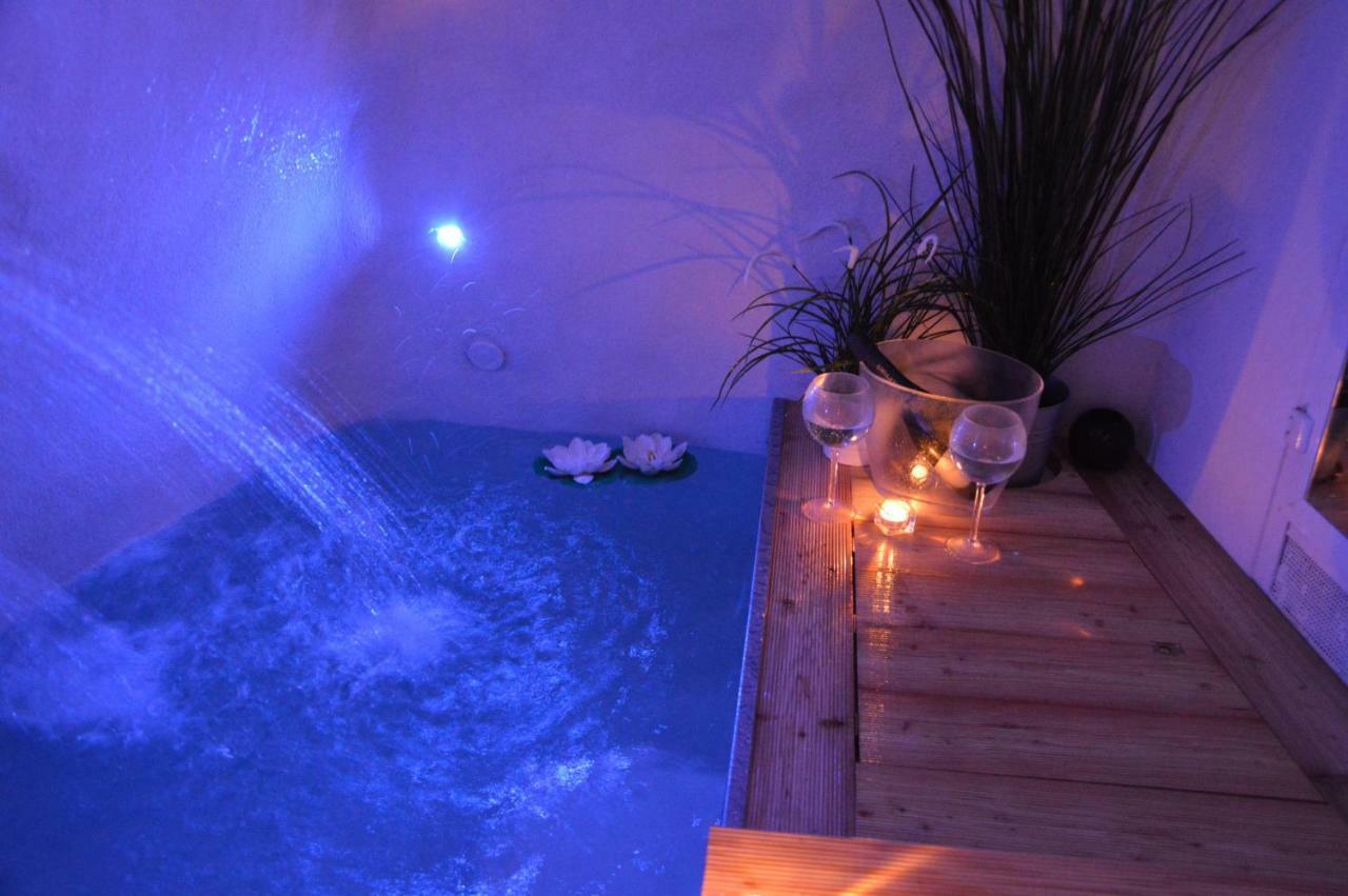 Appartamenti Ostuni 21Mqsuitehomes , Appartamento Con Mini Piscina Privata, Appartamenti Con Vasca Idromassaggio & Appartamenti Standard Extérieur photo