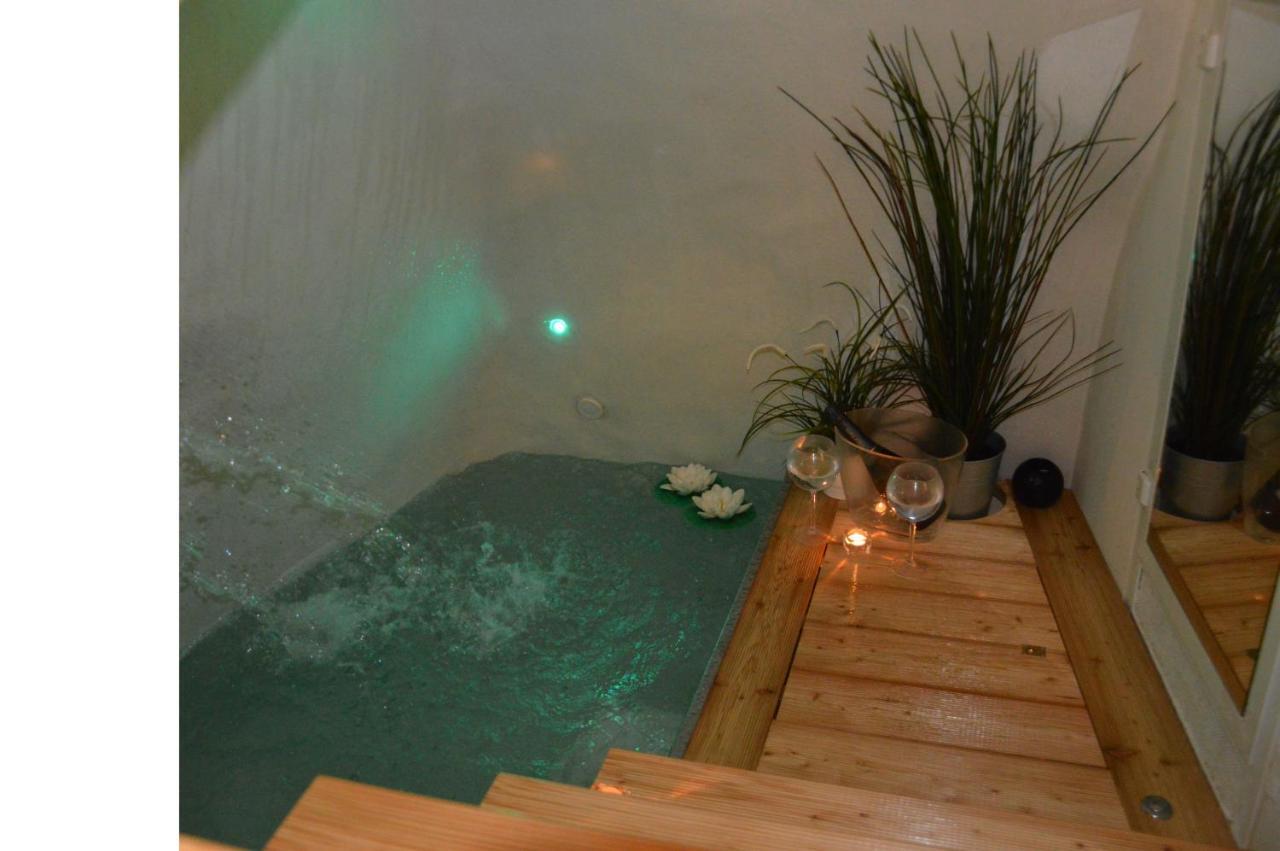Appartamenti Ostuni 21Mqsuitehomes , Appartamento Con Mini Piscina Privata, Appartamenti Con Vasca Idromassaggio & Appartamenti Standard Extérieur photo